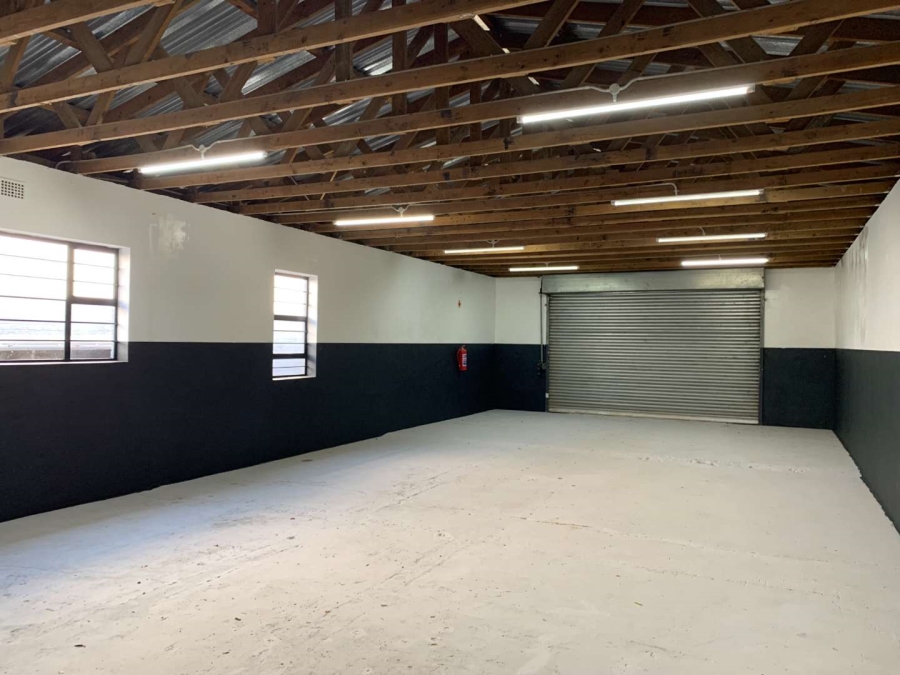 To Let commercial Property for Rent in Peerless Park East Western Cape